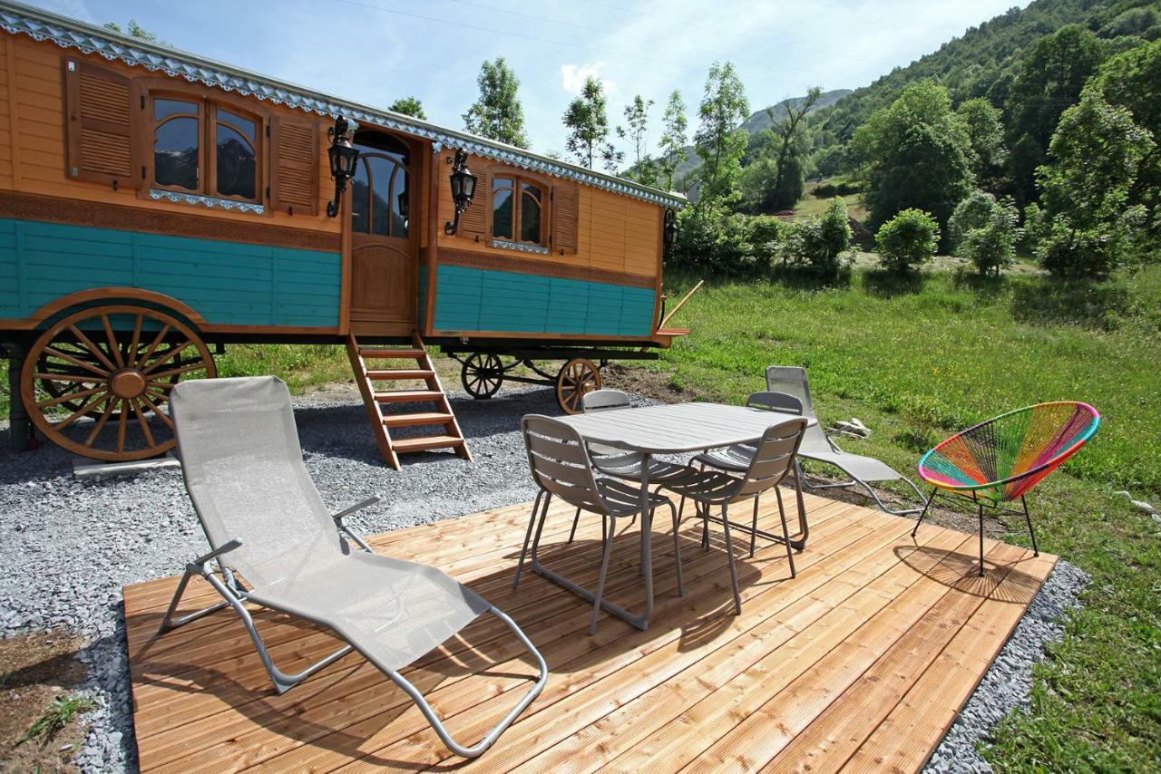 Hotel Roulottes Montagne Pyrenees à Luz-Saint-Sauveur Extérieur photo