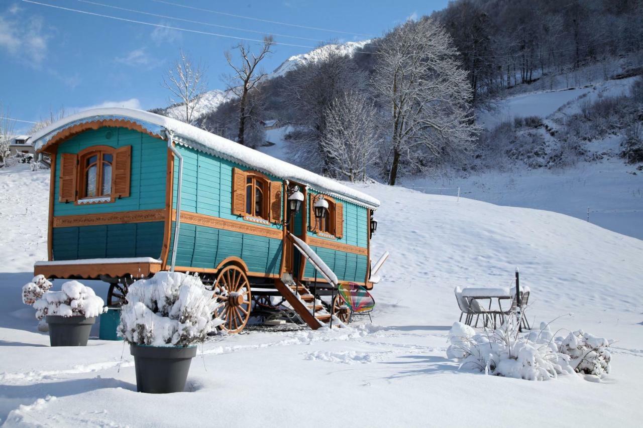 Hotel Roulottes Montagne Pyrenees à Luz-Saint-Sauveur Extérieur photo