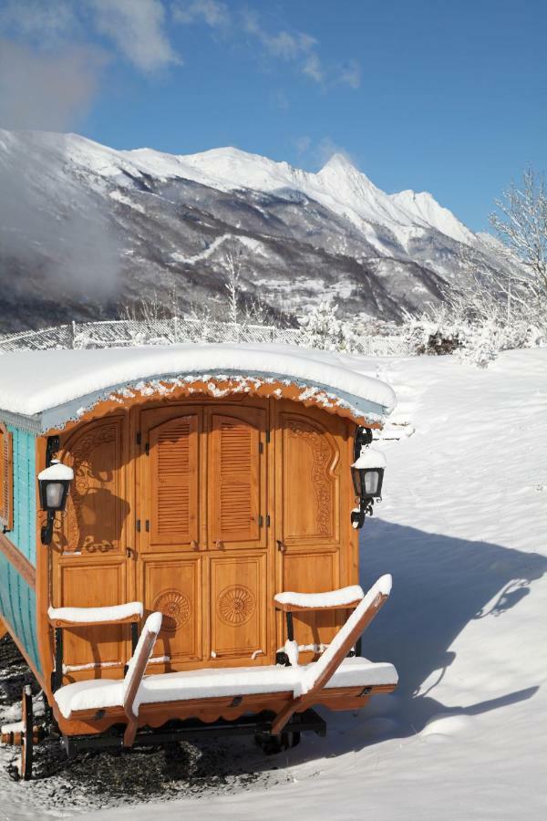 Hotel Roulottes Montagne Pyrenees à Luz-Saint-Sauveur Extérieur photo